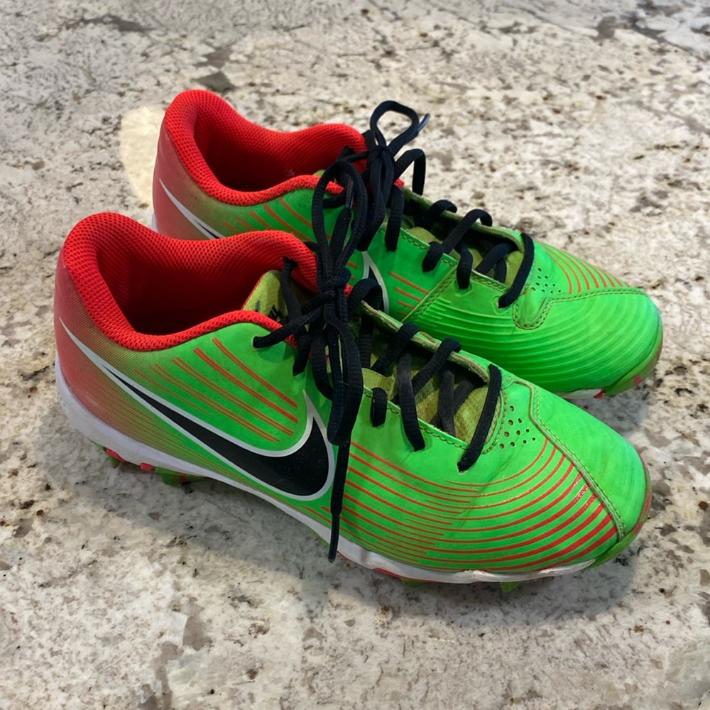 Nike fastflex softball/baseball cleats size women’s 6.5
